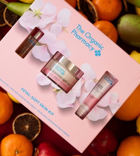 ערכה מושלמת לטיפוח העור The Organic Pharmacy Petal Soft Skin Kit 75ml – תמונה 2